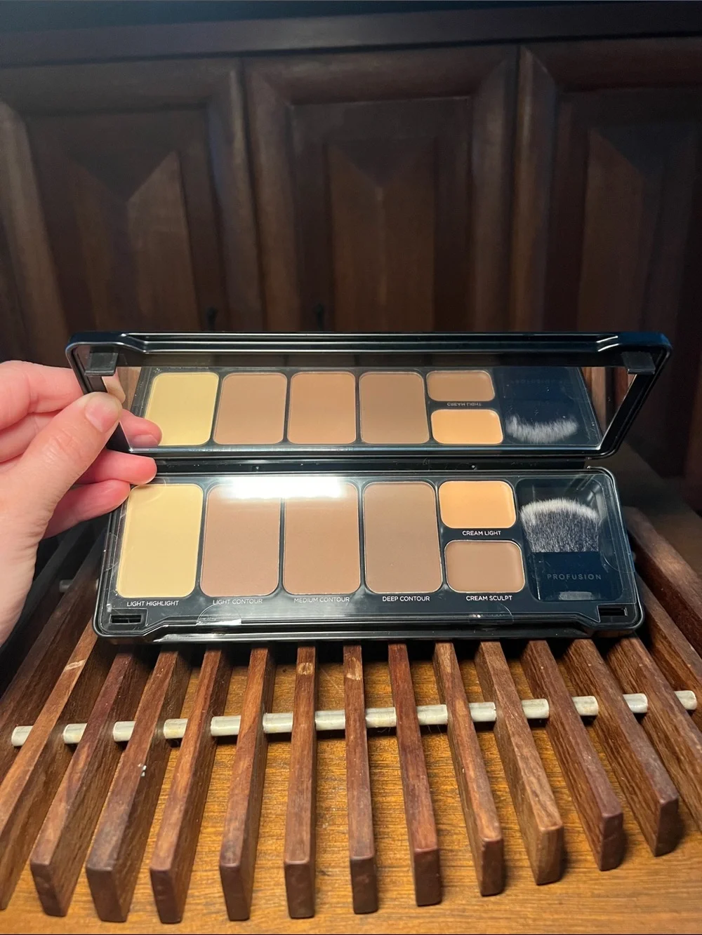 Profusion Cosmetics Contour Palette - Picture 2 of 2